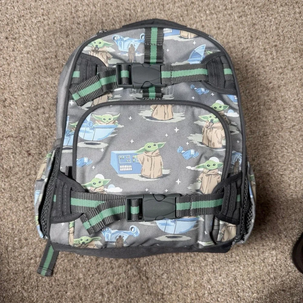 Pottery Barn Star Wars Grogu Glow-in-the Dark Small Backpack EUC